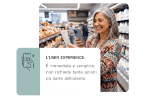 immagine di una signora che fa la foto allo scontrino, l'user experience in questo caso è semplice